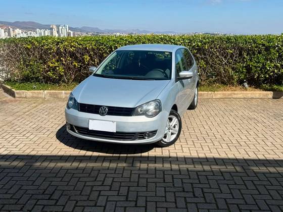 VOLKSWAGEN POLO 1.6 MI 8V FLEX 4P MANUAL VOLKSWAGEN POLO 1.6 MI 8V FLEX 4P MANUAL